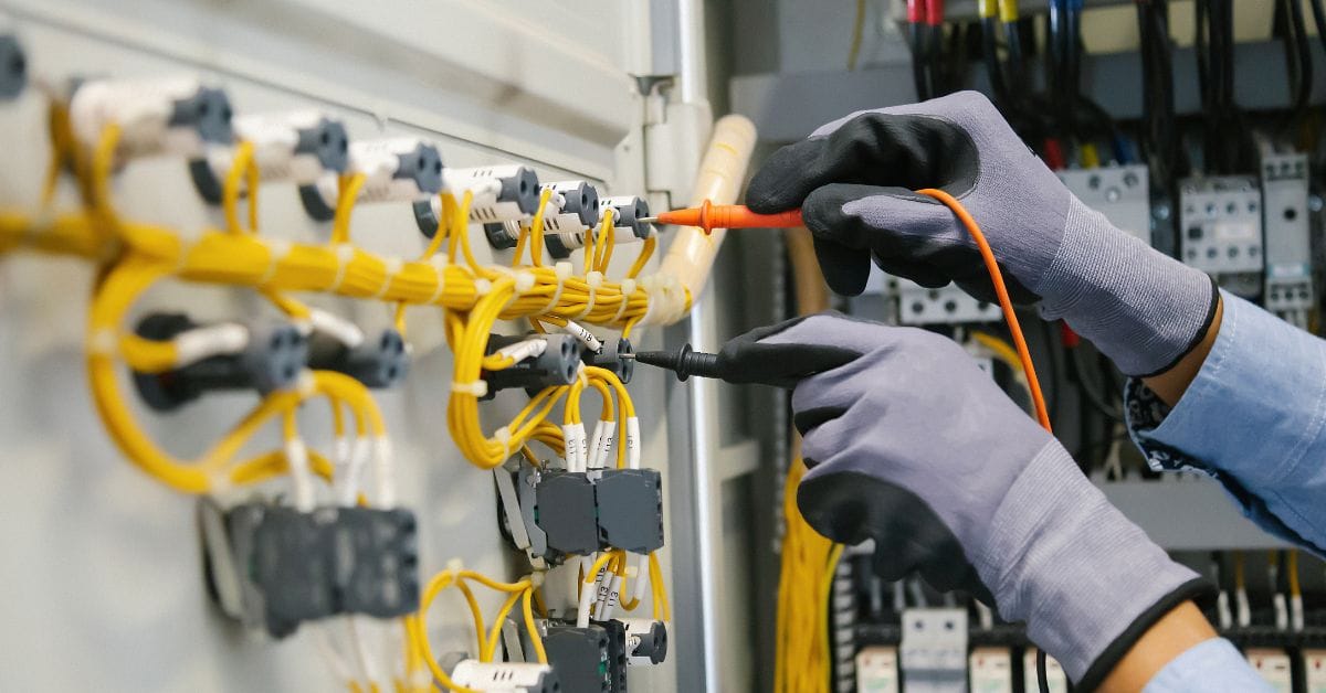Diagnostic électrique à Fécamp : le bilan de santé de votre maison
